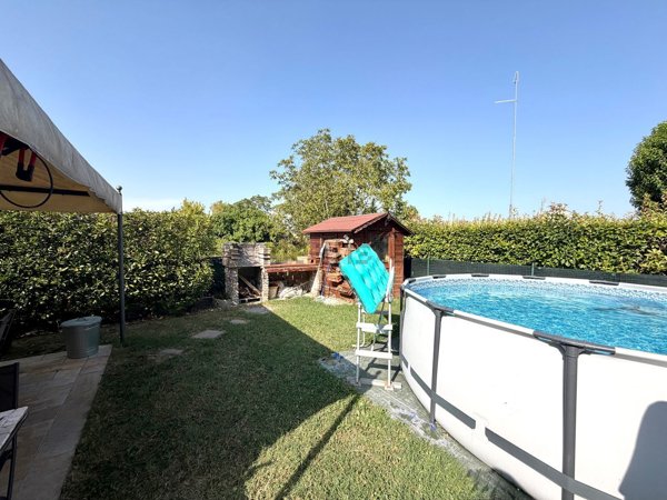 appartamento in vendita a Torrile in zona Sant'Andrea