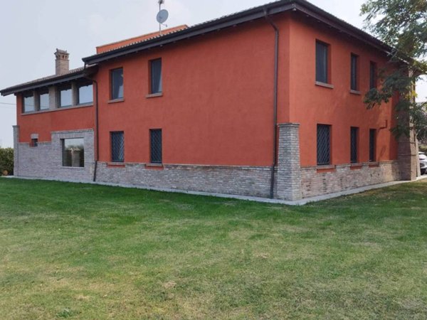 casa indipendente in vendita a Torrile in zona Sant'Andrea