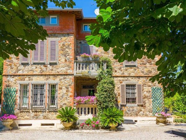 casa indipendente in vendita a Traversetolo