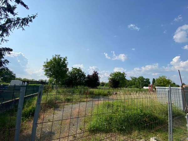 terreno edificabile in vendita a Traversetolo in zona Mamiano
