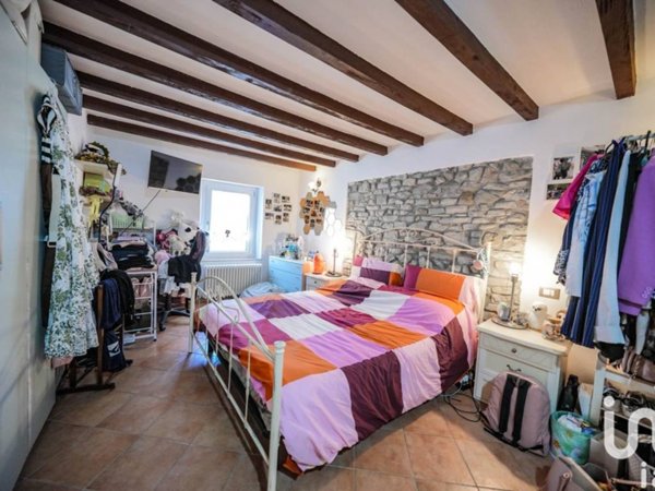 casa indipendente in vendita a Traversetolo