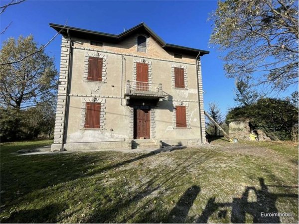 casa indipendente in vendita a Traversetolo in zona Bannone