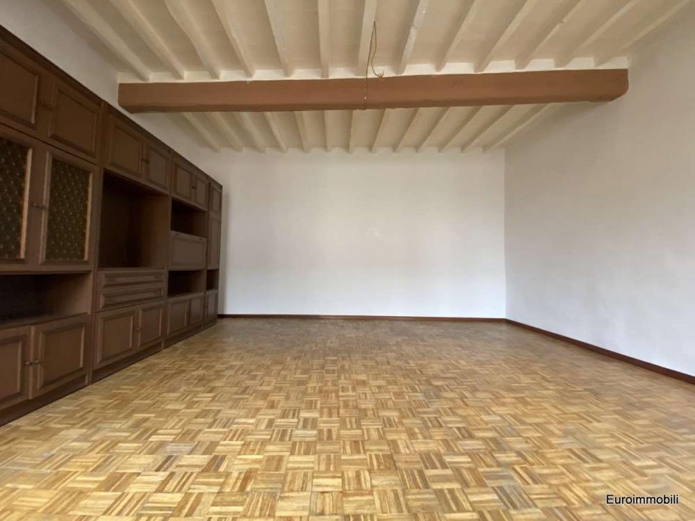 appartamento in vendita a Traversetolo