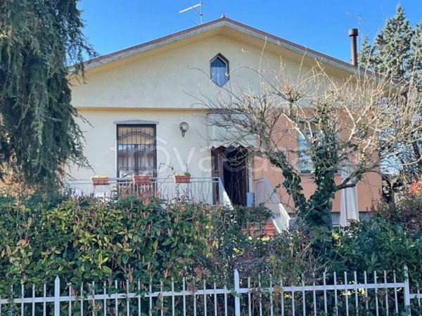 casa indipendente in vendita a Traversetolo