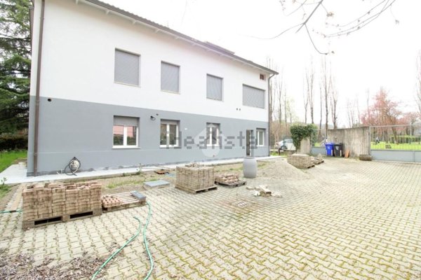casa indipendente in vendita a Traversetolo