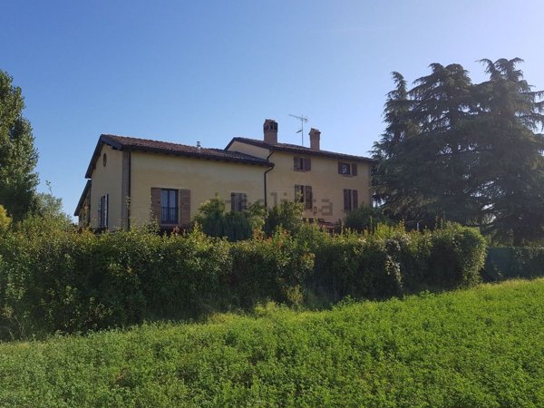 appartamento in vendita a Traversetolo