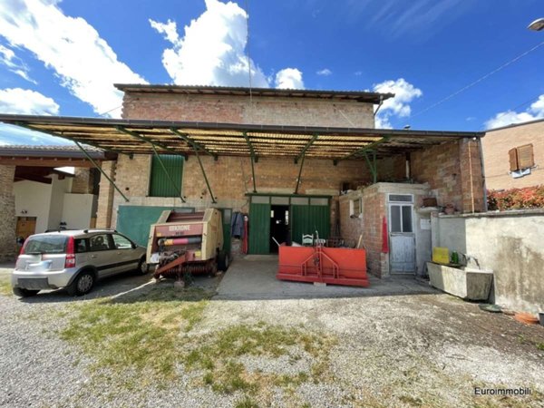 appartamento in vendita a Traversetolo in zona Bannone