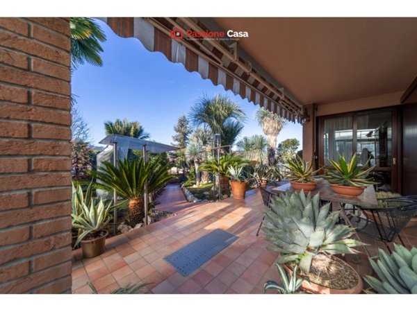 casa indipendente in vendita a Traversetolo in zona Bannone