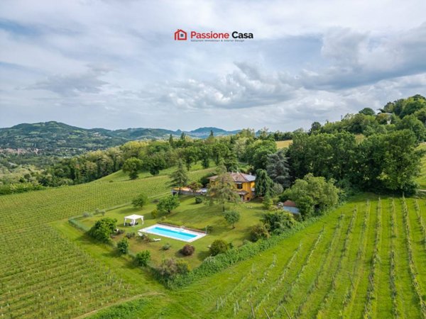 casa indipendente in vendita a Traversetolo