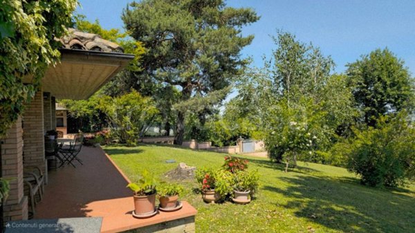 casa indipendente in vendita a Traversetolo