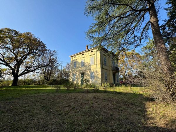 casa indipendente in vendita a Traversetolo