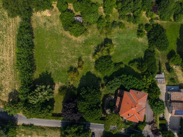 casa indipendente in vendita a Traversetolo in zona Cazzola
