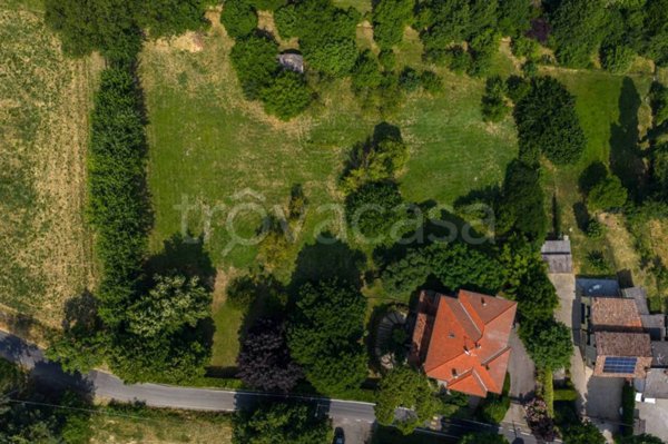 casa indipendente in vendita a Traversetolo in zona Cazzola
