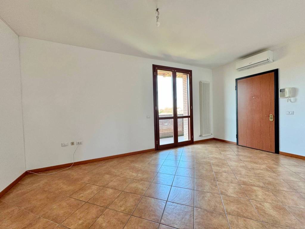 appartamento in vendita a Traversetolo in zona Bannone