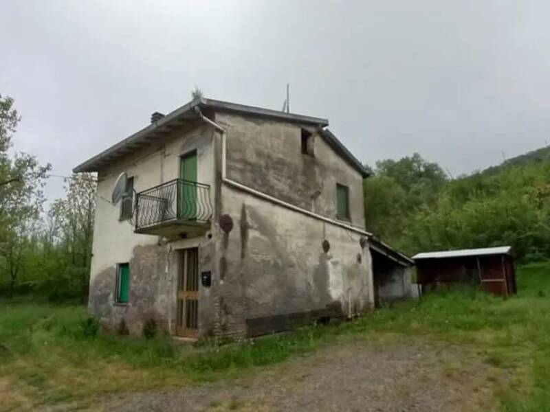 casa indipendente in vendita a Traversetolo