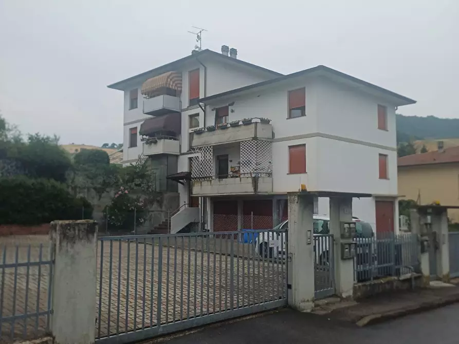 appartamento in vendita a Traversetolo in zona Castione de' Baratti