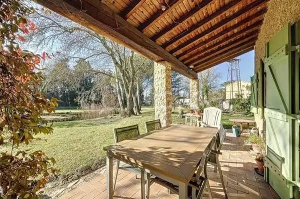 casa indipendente in vendita a Traversetolo