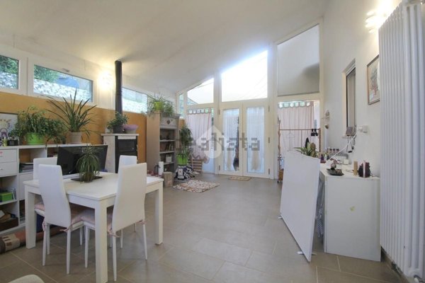 casa indipendente in vendita a Traversetolo in zona Castione de' Baratti