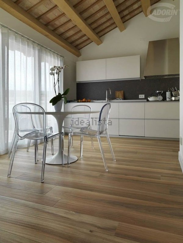 casa indipendente in vendita a Traversetolo in zona Torre