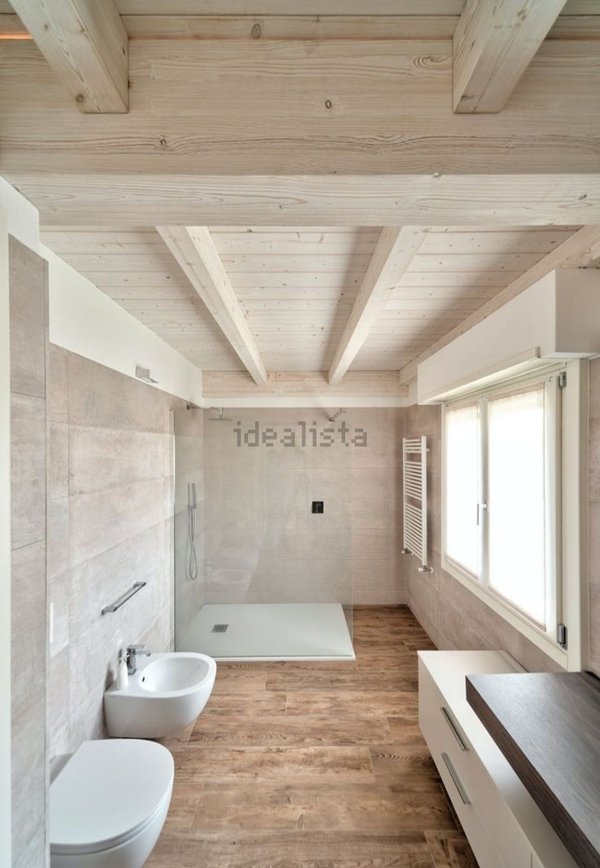 casa indipendente in vendita a Traversetolo in zona Torre