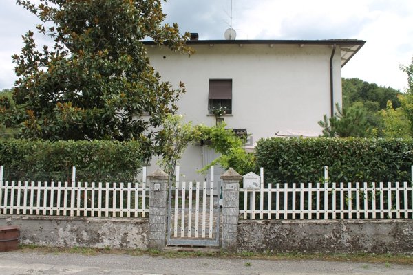 casa indipendente in vendita a Traversetolo
