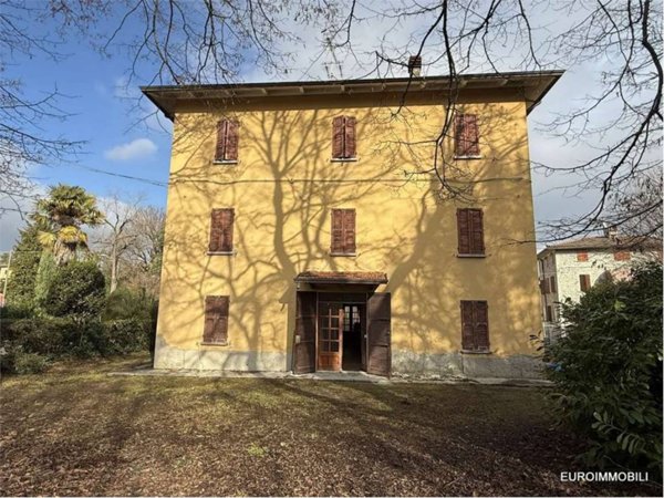 casa indipendente in vendita a Traversetolo
