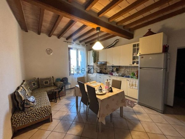 appartamento in vendita a Traversetolo in zona Vignale di Traversetolo