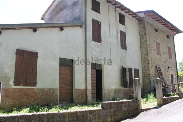 quadrivano in vendita a Traversetolo