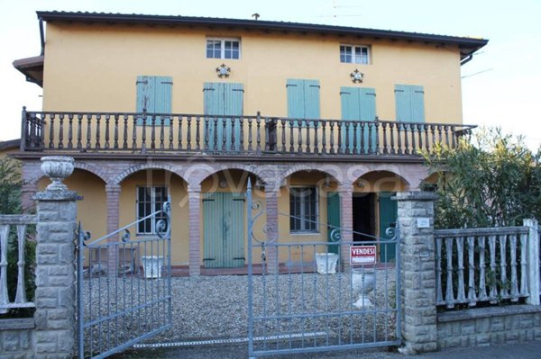 casa indipendente in vendita a Traversetolo in zona Bannone