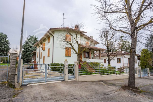 casa indipendente in vendita a Traversetolo