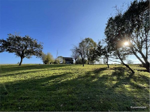 terreno agricolo in vendita a Traversetolo in zona Bannone