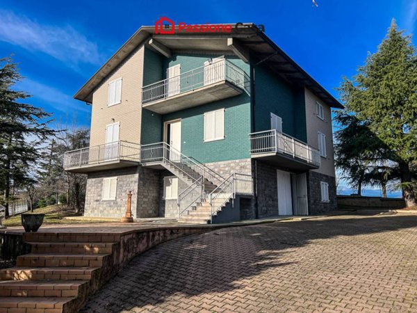 casa indipendente in vendita a Traversetolo