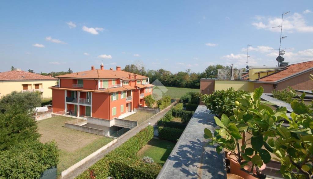 appartamento in vendita a Traversetolo in zona Mamiano