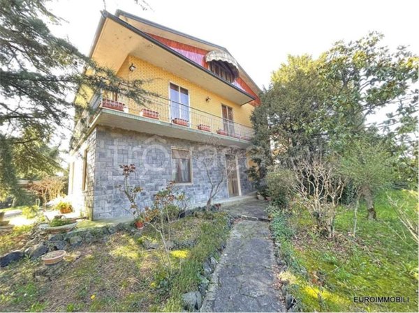 casa indipendente in vendita a Traversetolo in zona Bannone