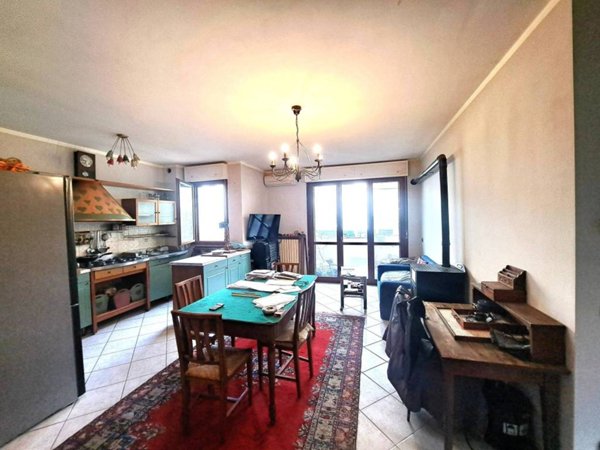 appartamento in vendita a Traversetolo in zona Traversetolo
