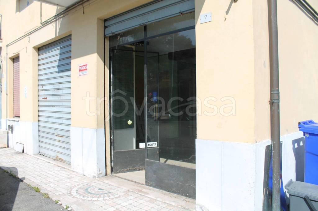 negozio in vendita a Traversetolo