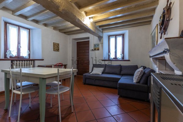 casa indipendente in vendita a Traversetolo in zona Mamiano