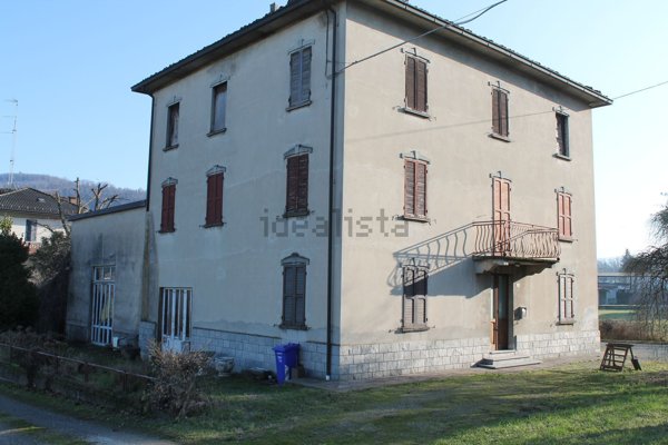 casa indipendente in vendita a Traversetolo