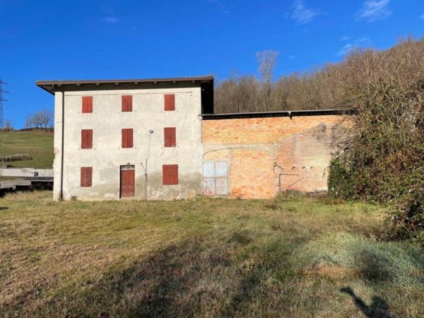 appartamento in vendita a Traversetolo