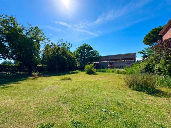 casa indipendente in vendita a Traversetolo in zona Mamiano