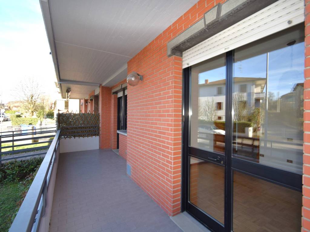 appartamento in vendita a Traversetolo in zona Vignale di Traversetolo