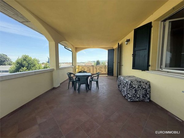 appartamento in vendita a Traversetolo in zona Vignale di Traversetolo
