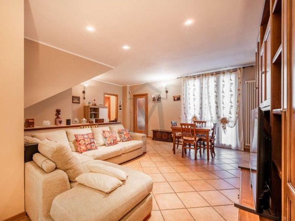 casa indipendente in vendita a Traversetolo