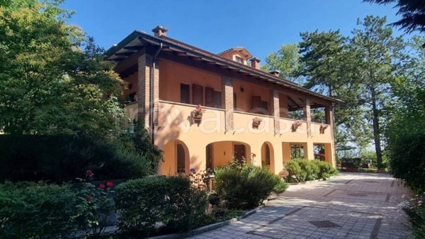 casa indipendente in vendita a Traversetolo in zona Vignale di Traversetolo