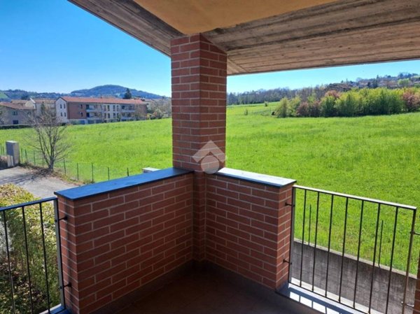 appartamento in vendita a Traversetolo in zona Vignale di Traversetolo
