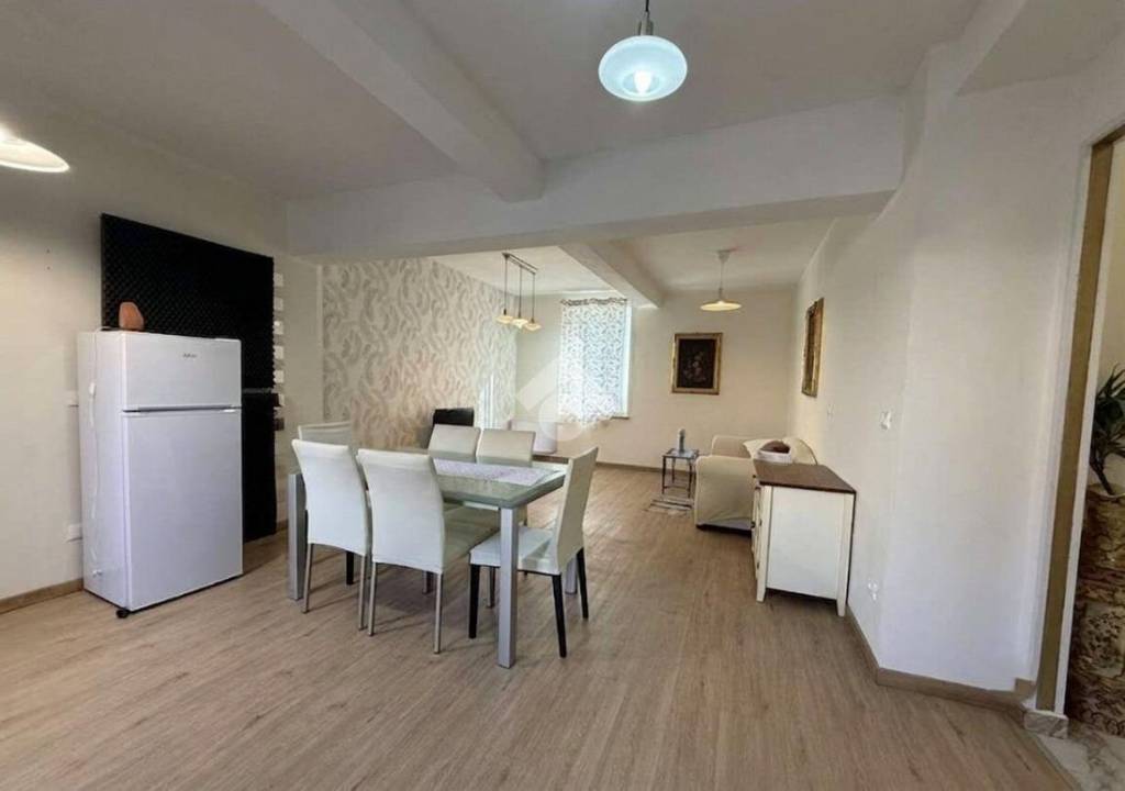 casa indipendente in vendita a Traversetolo in zona Vignale di Traversetolo