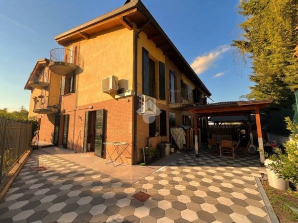 casa indipendente in vendita a Traversetolo