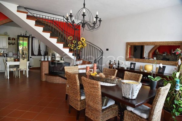 casa indipendente in vendita a Traversetolo