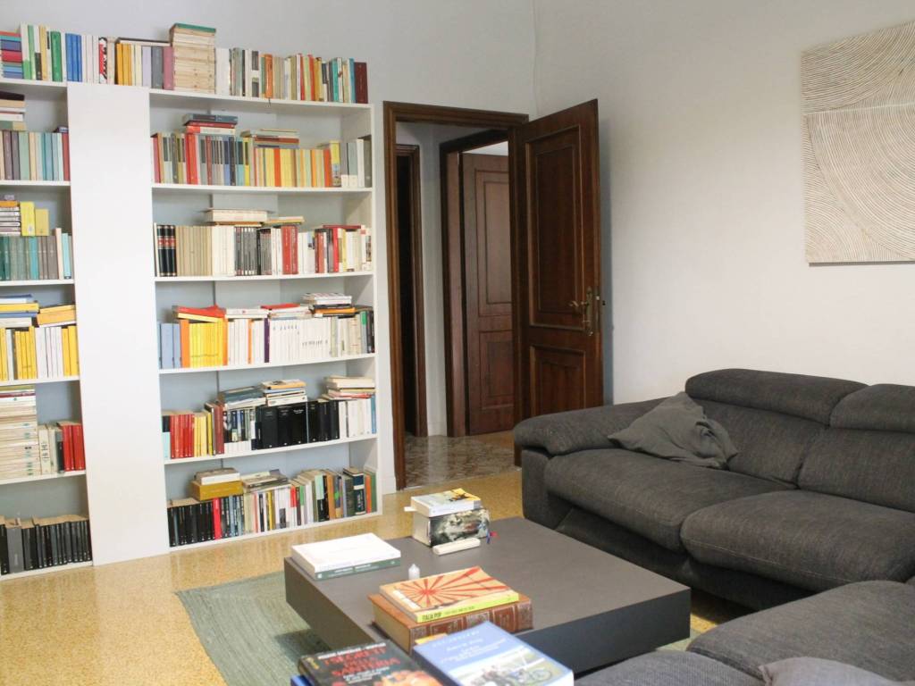 appartamento in vendita a Traversetolo in zona Vignale di Traversetolo