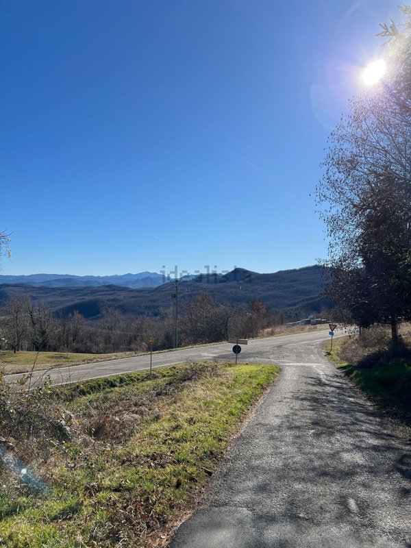 terreno edificabile in vendita a Valmozzola